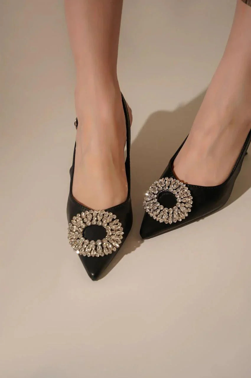 Brooch Heel Black