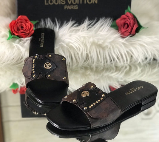 Lv Flats
