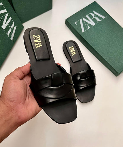 Zr Black Slippers