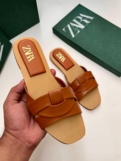 Zr Brown Slippers