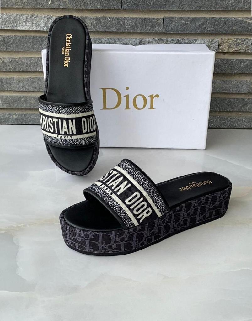 Dior Wedge